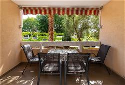 7. Apartmánový dům Emina
