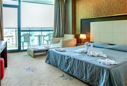 7. Hotel Primorsko del Sol