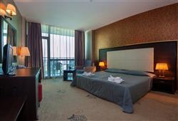 8. Hotel Primorsko del Sol