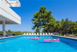 30. Hotel Hvar