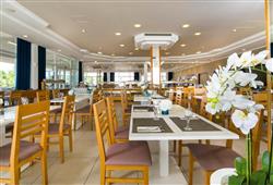 18. Hotel Hvar
