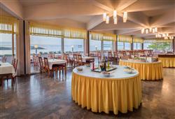 18. Fontana Resort