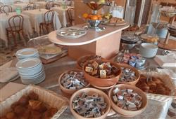 10. Hotel  Adriatica
