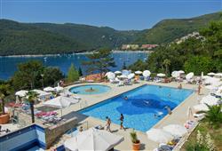 2. Hotel Miramar