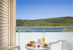11. Hotel Miramar