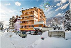 1. Hotel Derby