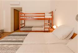 7. Hotel Barba