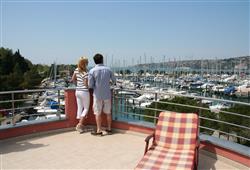 5. Residence Marina