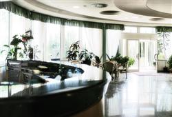 6. Hotel Villa Dei Romanzi
