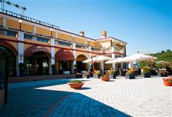 1. Hotel La Rondinaia