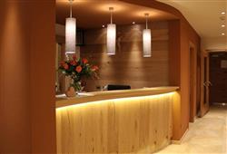 8. Hotel Belvedere