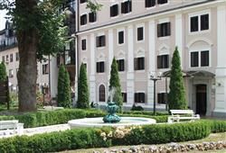 3. Hotel Vital