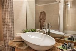 10. Sporthotel Romantic Plaza