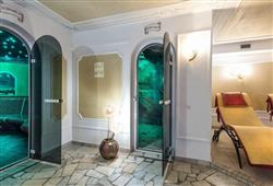 19. Sporthotel Romantic Plaza