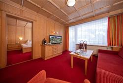 7. Hotel Latini