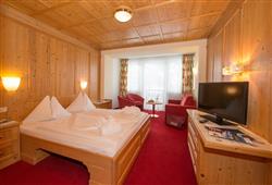 5. Hotel Latini