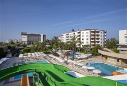 7. Hotel Royal Garden Beach