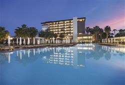 13. Hotel Royal Garden Beach