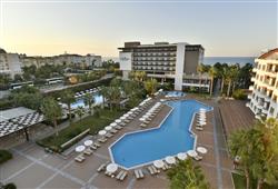 16. Hotel Royal Garden Beach