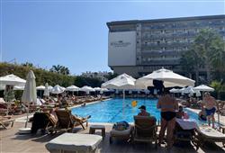 19. Hotel Royal Garden Beach