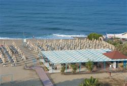 90. Hotel Royal Garden Beach