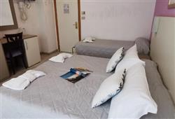 5. Hotel Aura Living