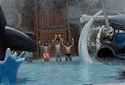 47. Raymar resort & Aqua