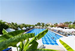 40. Raymar resort & Aqua
