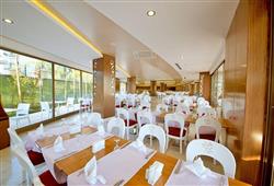 20. Raymar resort & Aqua