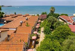 17. Hotel Clover Magic Nova Beach