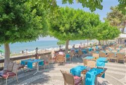 13. Hotel Clover Magic Nova Beach
