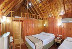 7. Hotel Clover Magic Nova Beach