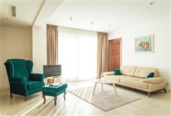 5. Hotel Kadmo
