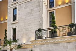 2. Boutique Hotel Tate