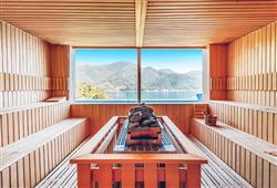 15. Carine Hotel Park
