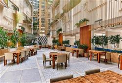 9. Carine Hotel Park