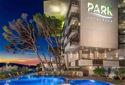 18. Carine Hotel Park