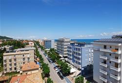 4. Hotel Continental