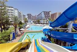 11. Holiday Park Resort Hotel