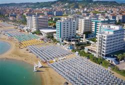 40. Bluserena Majestic s light all inclusive