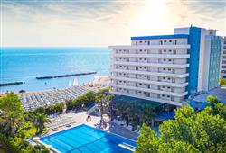 1. Bluserena Majestic s light all inclusive
