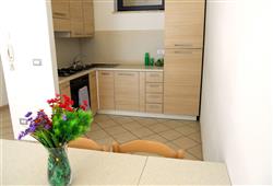 9. Residence Green Bay
