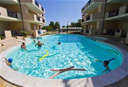 1. Residence Green Bay