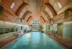 26. Hotel Carbona Thermal Spa