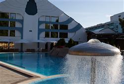 32. Hotel Carbona Thermal Spa