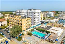 1. Hotel Bikini Tropicana
