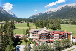 2. Alpenhotel Karwendel
