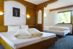 5. Hotel Tia Apart