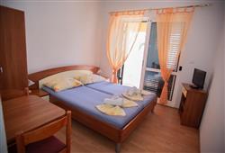 studio s balkonem a orientaci na moře