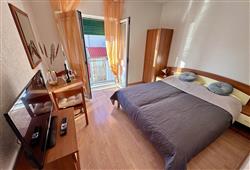 Studio č.4 - francouzký balkon, boční výhled